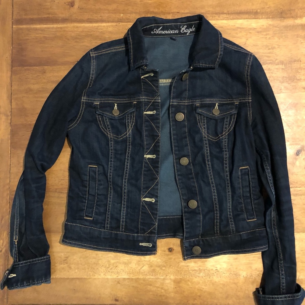 American Eagle y2k close fitting jean jacket